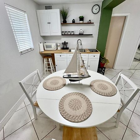 La Casita Of Raymond James Stadium Apartment Tampa Exterior photo